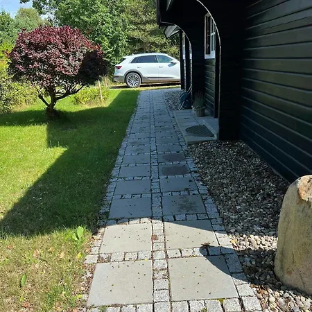 Сasa de vacaciones Authentic Log On Large Enclosed Natural Plot *
